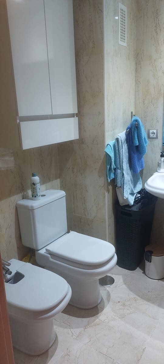 2 bedroom Flat for rent in San Luis de Sabinillas with pool garage - € 950 (Ref: 9231935)