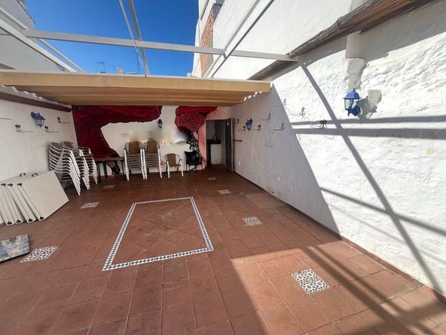 Kommersiell til leie i Centro, Estepona - € 450 (Ref: 9235258)