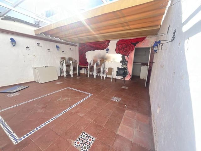 Kommersiell til leie i Centro, Estepona - € 450 (Ref: 9235258)