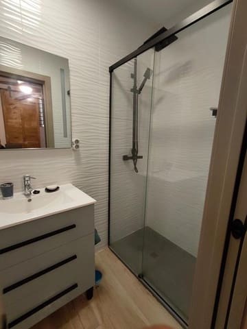 Casa de 2 habitaciones en Estepona en venta - 595.000 € (Ref: 9239304)