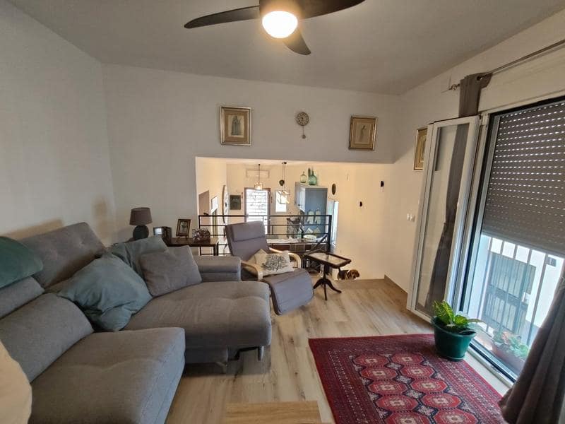 Casa de 2 habitaciones en Estepona en venta - 595.000 € (Ref: 9239304)