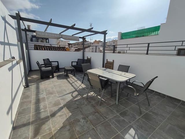 Casa de 2 habitaciones en Estepona en venta - 595.000 € (Ref: 9239304)