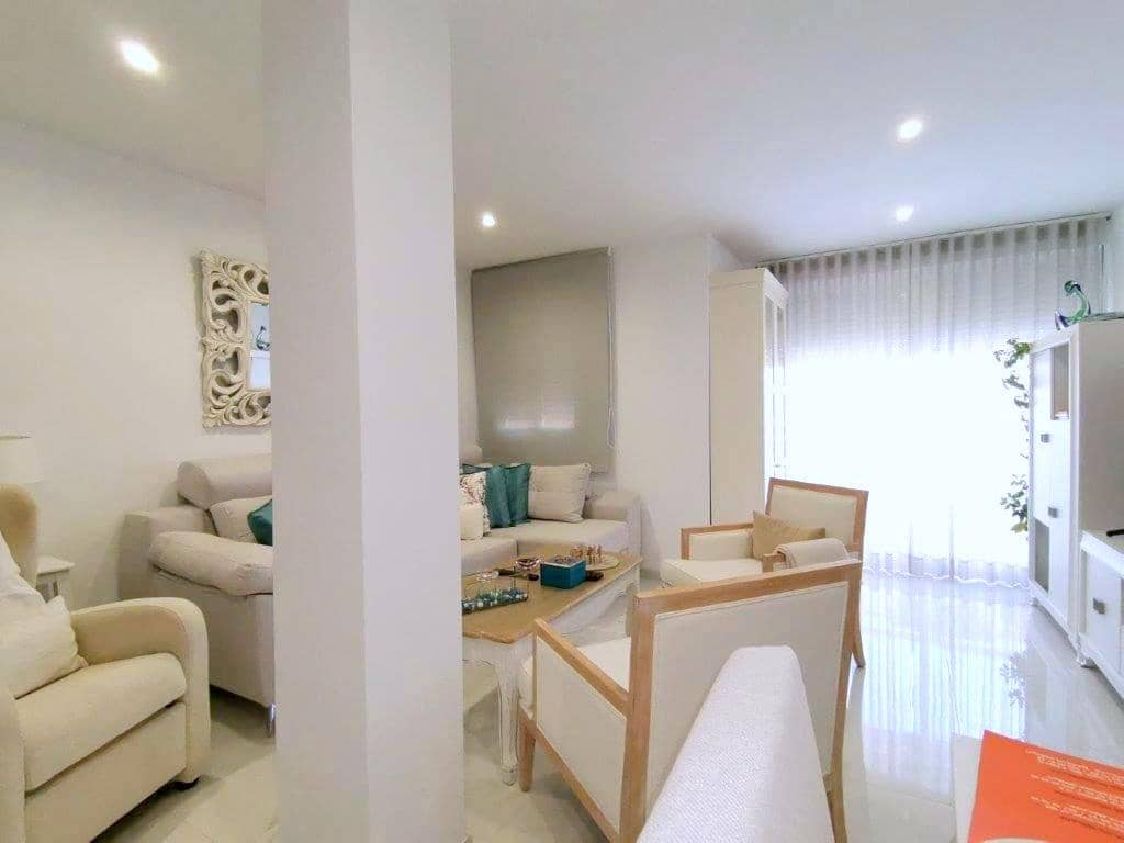 2 soveværelse Lejlighed til leje i Malaga by - € 1.350 (Ref: 9282592)