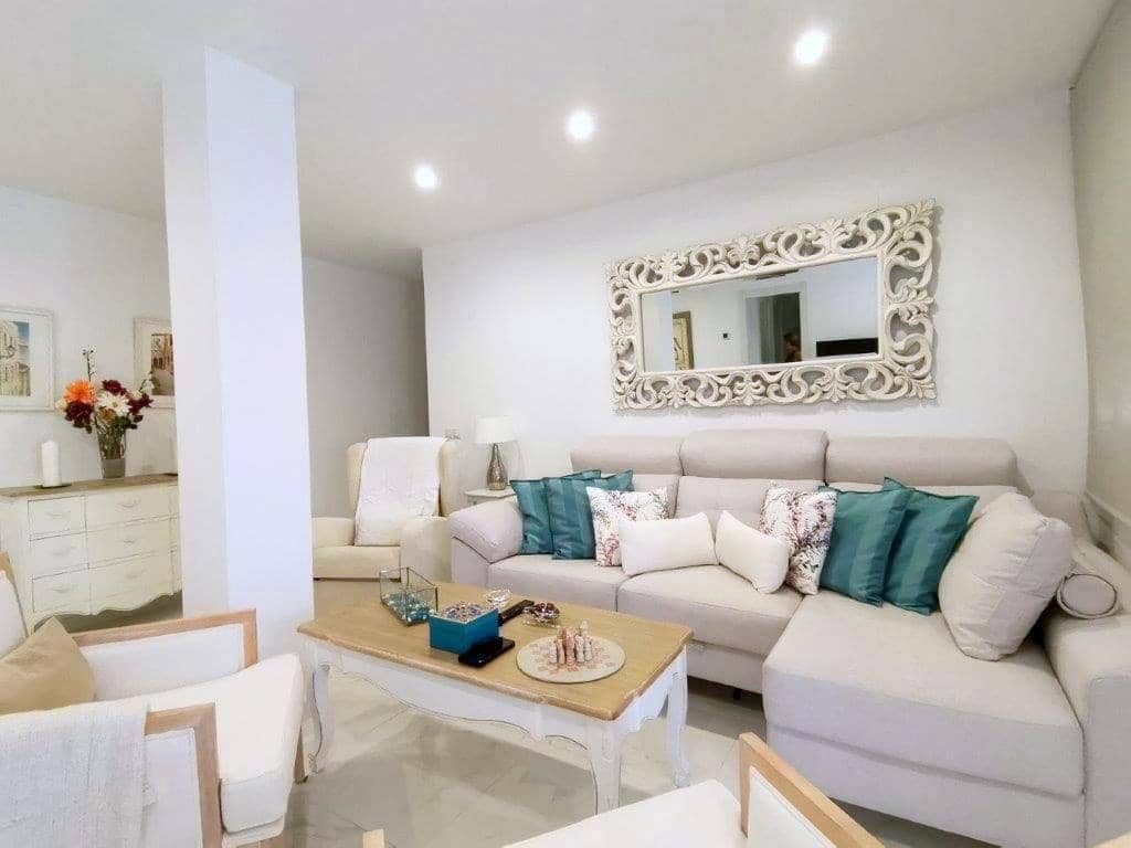 2 soveværelse Lejlighed til leje i Malaga by - € 1.350 (Ref: 9282592)