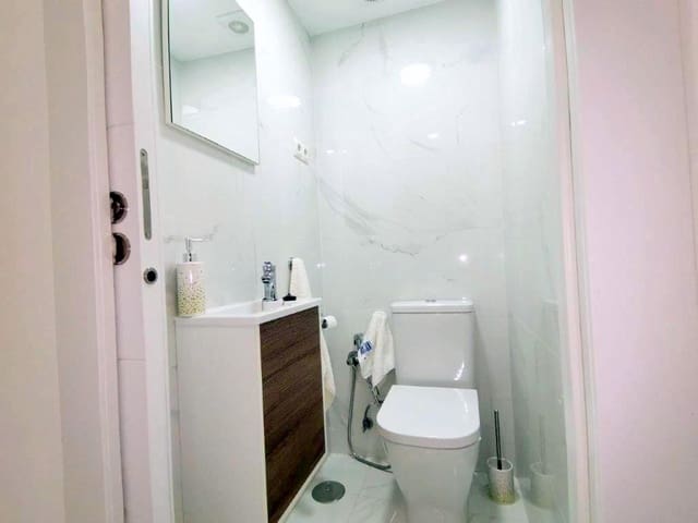 2 bedroom Flat for rent in Santa Paula, Málaga city - € 1,350 (Ref: 9282592)