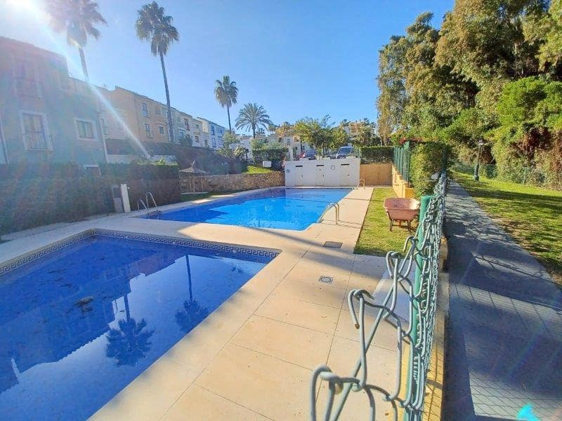 2 bedroom Terraced Villa for rent in Casares with pool - € 1,300 (Ref: 9289635)