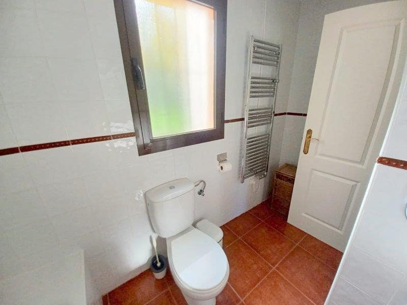 2 bedroom Terraced Villa for rent in Casares with pool - € 1,300 (Ref: 9289635)