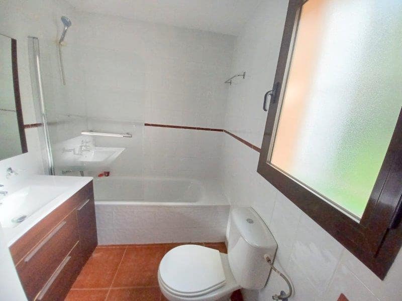 2 bedroom Terraced Villa for rent in Casares with pool - € 1,300 (Ref: 9289635)