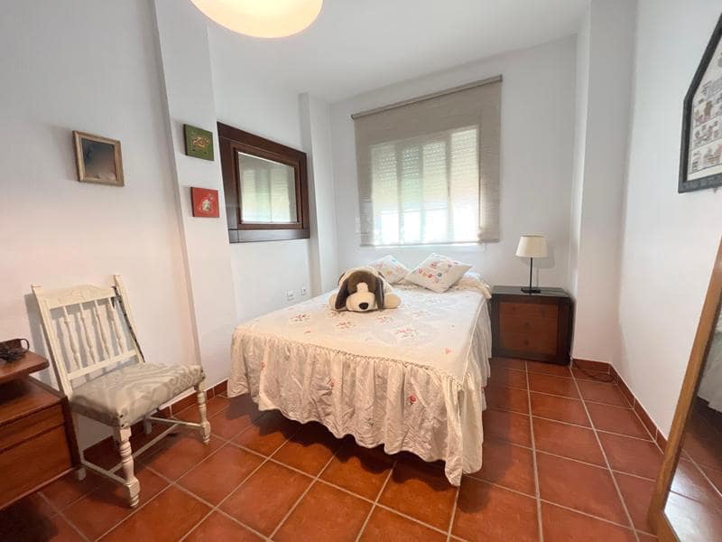 5 soveværelse Rækkehus til salg i Estepona med garage - € 750.000 (Ref: 9297105)