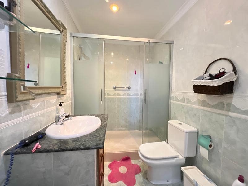 5 soveværelse Rækkehus til salg i Estepona med garage - € 750.000 (Ref: 9297105)