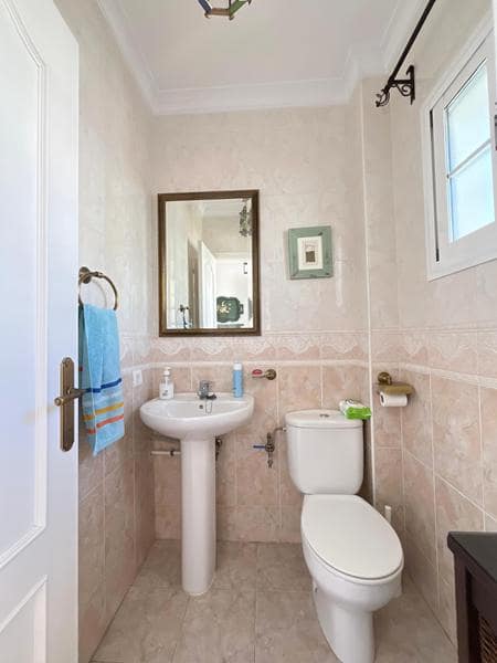 Adosado de 5 habitaciones en Estepona en venta con garaje - 850.000 € (Ref: 9297105)