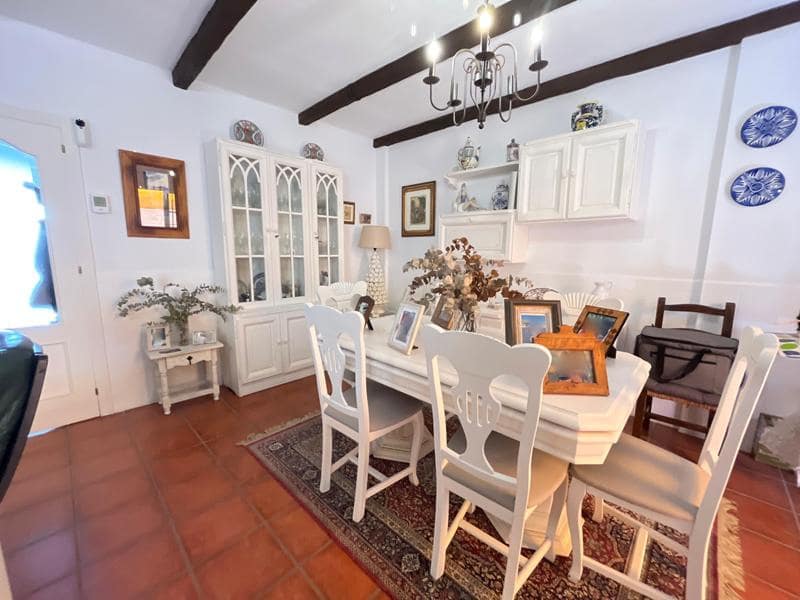 Adosado de 5 habitaciones en Estepona en venta con garaje - 850.000 € (Ref: 9297105)