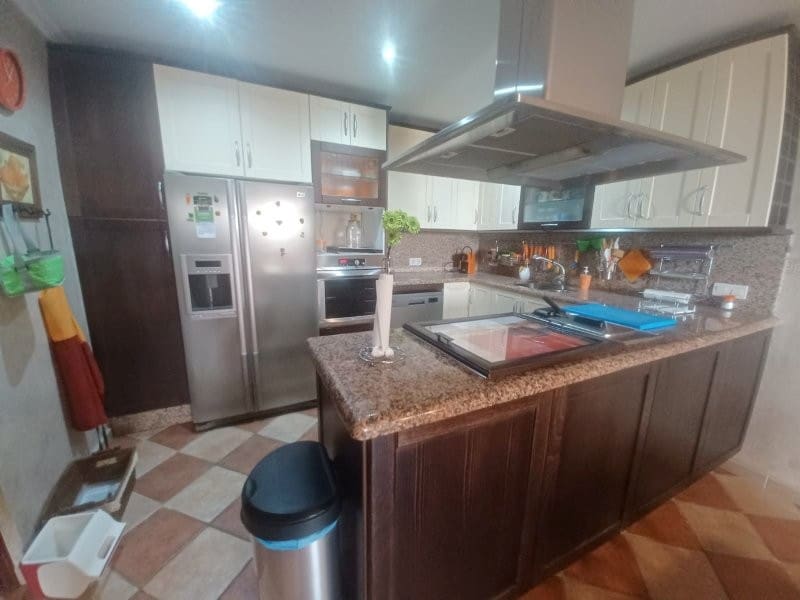 2 sypialnia Dom szeregowy do wynajęcia w San Luis de Sabinillas z basenem - 700 € (Ref: 9309269)