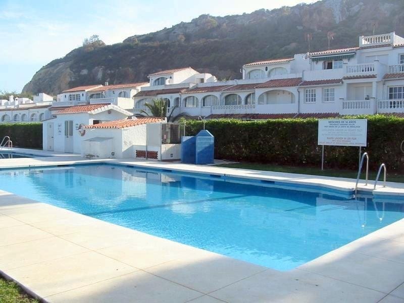 2 sypialnia Dom szeregowy do wynajęcia w San Luis de Sabinillas z basenem - 700 € (Ref: 9309269)