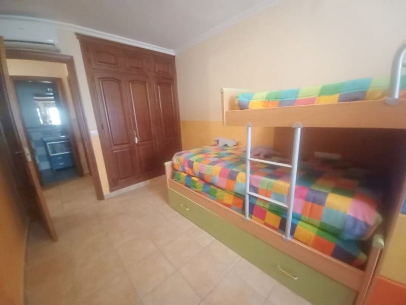 2 sypialnia Dom szeregowy do wynajęcia w San Luis de Sabinillas z basenem - 700 € (Ref: 9309269)