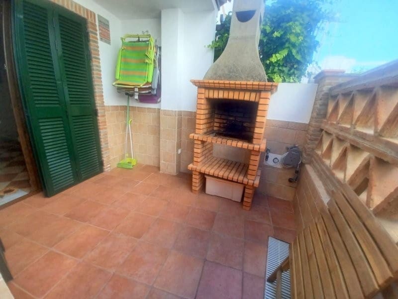 2 sypialnia Dom szeregowy do wynajęcia w San Luis de Sabinillas z basenem - 700 € (Ref: 9309269)
