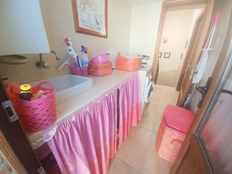 2 sypialnia Dom szeregowy do wynajęcia w San Luis de Sabinillas z basenem - 700 € (Ref: 9309269)