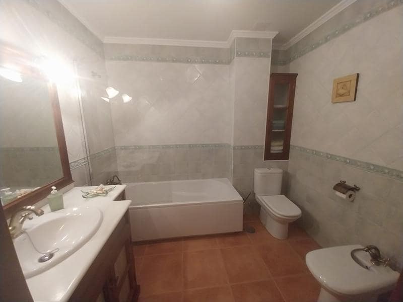 1 soverom Leilighet til leie i Estepona - € 800 (Ref: 9309270)