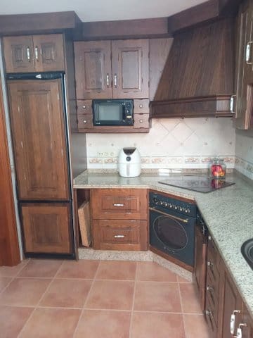 1 soverom Leilighet til leie i Estepona - € 800 (Ref: 9309270)