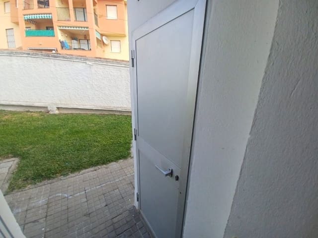 2 slaapkamer Flat te koop in San Luis de Sabinillas, Manilva met zwembad - € 196.192 (Ref: 9312033)