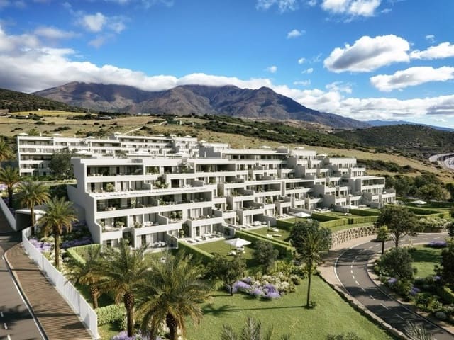 Piso de 2 habitaciones en Casares en venta con piscina garaje - 589.000 € (Ref: 9316982)