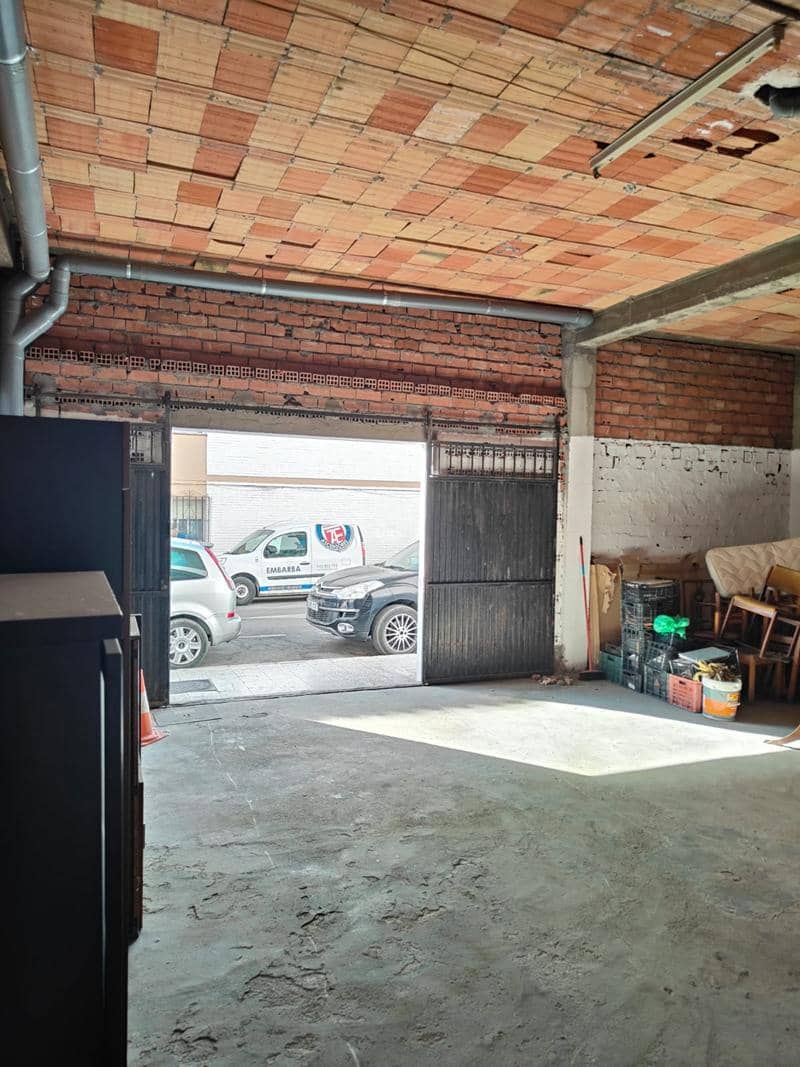 Commercieel te koop in Estepona - € 217.000 (Ref: 9332739)