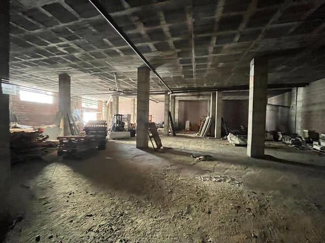 Erhverv til salg i Estepona - € 780.000 (Ref: 9337161)