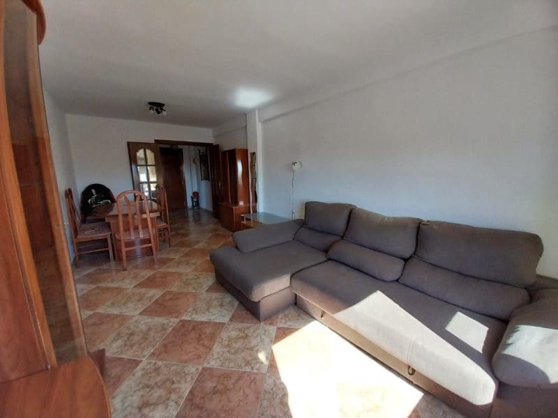 3 bedroom Flat for sale in Malaga city - € 297,000 (Ref: 9340381)