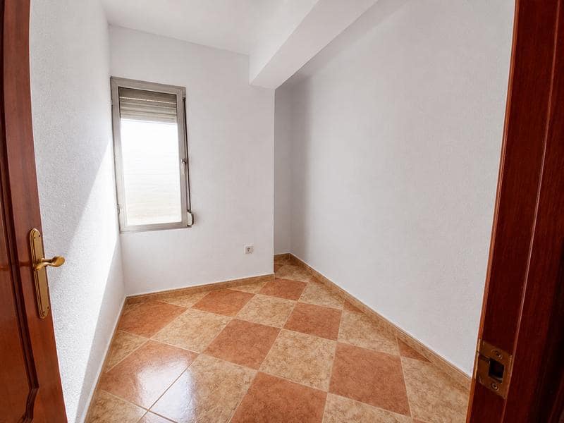 3 soveværelse Lejlighed til salg i Malaga by - € 297.000 (Ref: 9340381)