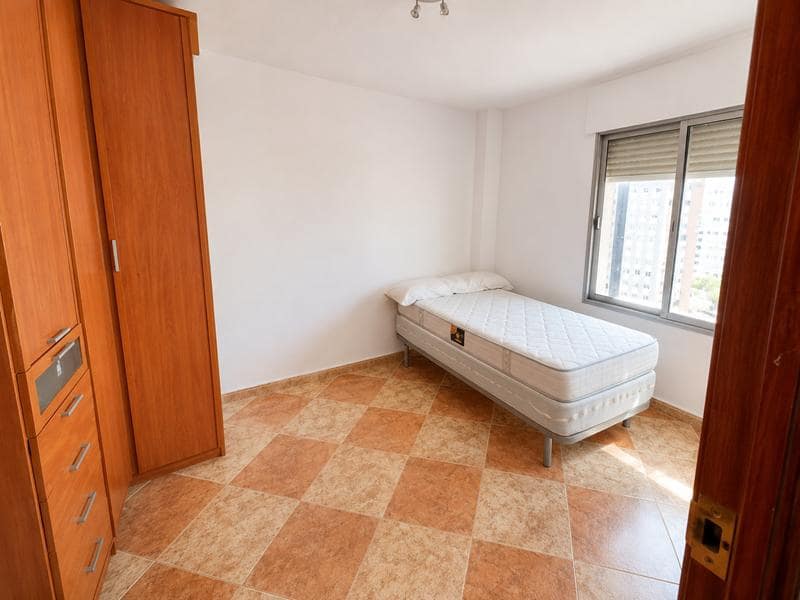 3 soveværelse Lejlighed til salg i Malaga by - € 297.000 (Ref: 9340381)