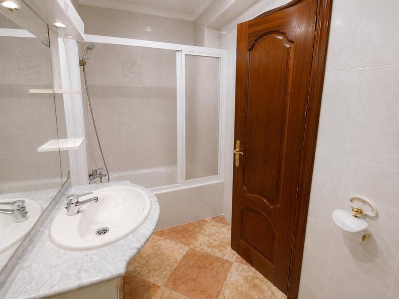 3 soveværelse Lejlighed til salg i Malaga by - € 297.000 (Ref: 9340381)