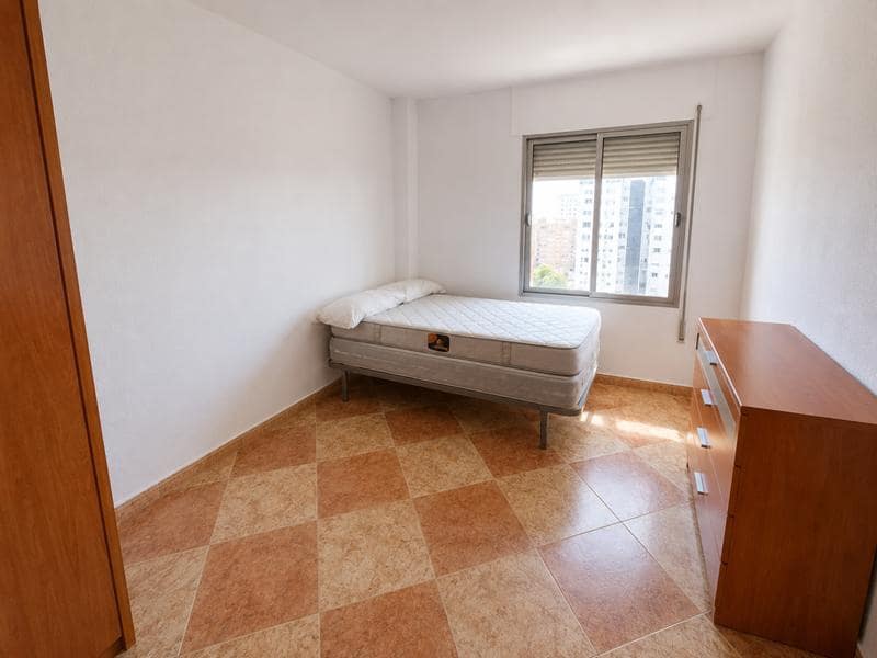 3 soveværelse Lejlighed til salg i Malaga by - € 297.000 (Ref: 9340381)