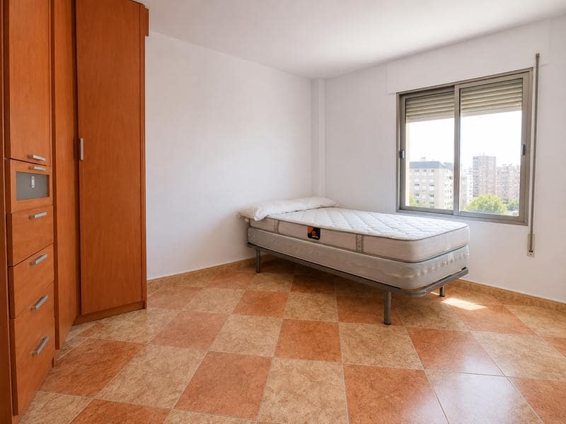 3 soveværelse Lejlighed til salg i Malaga by - € 297.000 (Ref: 9340381)