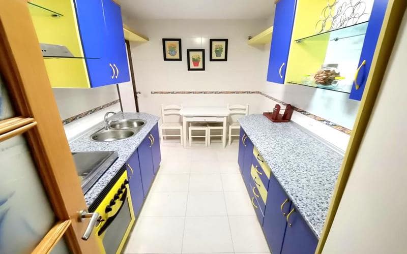 4 camera da letto Appartamento da affittare in Malaga citta - 1.200 € (Rif: 9340383)