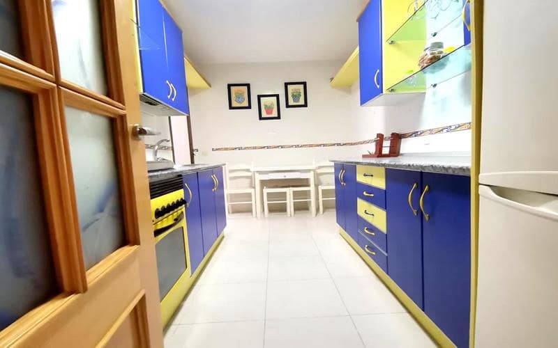 4 camera da letto Appartamento da affittare in Malaga citta - 1.200 € (Rif: 9340383)