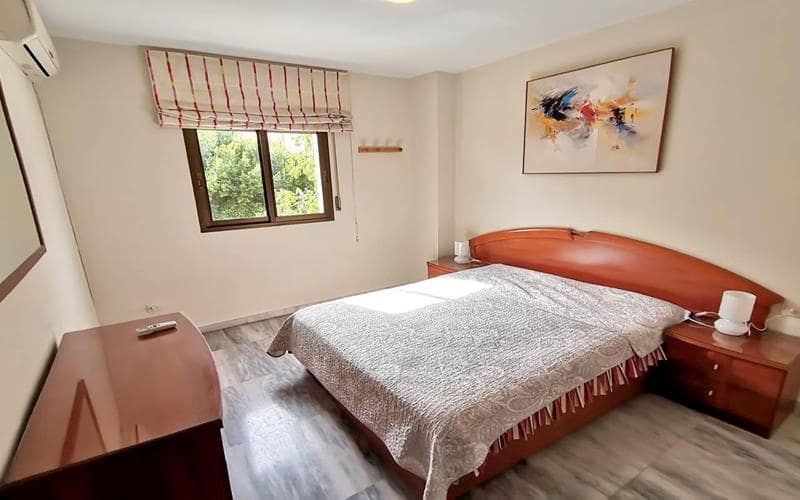 4 camera da letto Appartamento da affittare in Malaga citta - 1.200 € (Rif: 9340383)