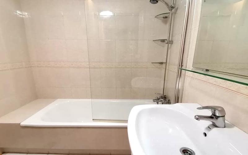 4 camera da letto Appartamento da affittare in Malaga citta - 1.200 € (Rif: 9340383)