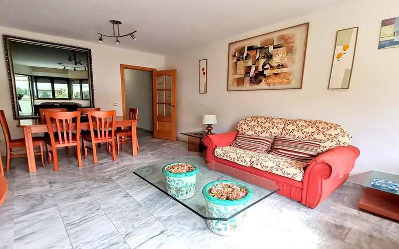 4 camera da letto Appartamento da affittare in Malaga citta - 1.200 € (Rif: 9340383)