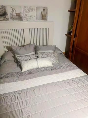 Casa de 6 habitaciones en Estepona en venta con piscina - 1.262.000 € (Ref: 9344067)