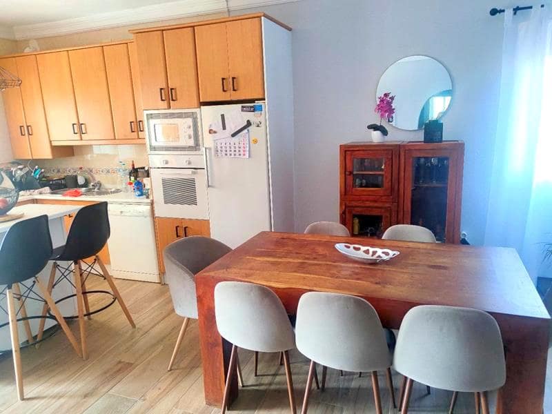 Casa de 6 habitaciones en Estepona en venta con piscina - 1.262.000 € (Ref: 9344067)