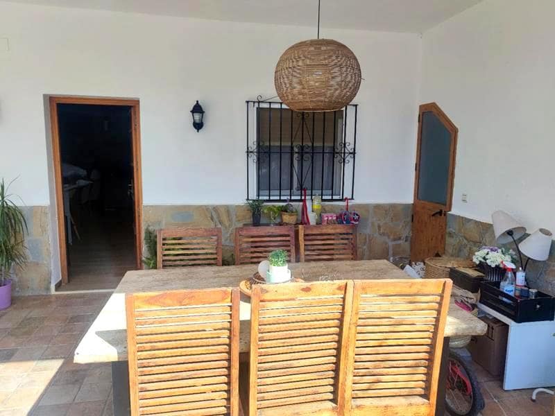 Casa de 6 habitaciones en Estepona en venta con piscina - 1.262.000 € (Ref: 9344067)