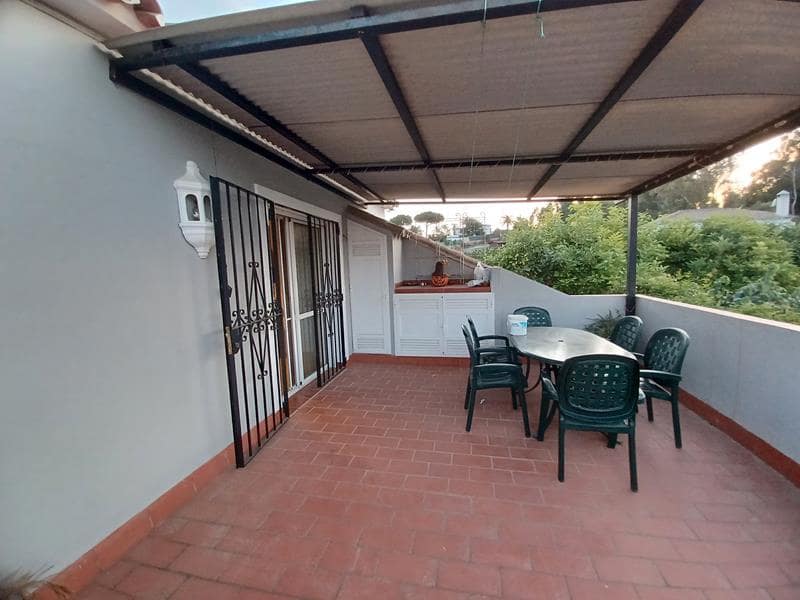 Casa de 6 habitaciones en Estepona en venta con piscina - 1.262.000 € (Ref: 9344067)