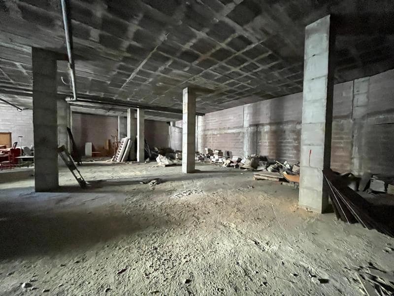 Erhverv til leje i Estepona - € 4.000 (Ref: 9352893)