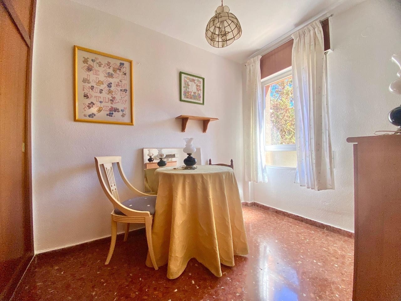 4 slaapkamer Flat te koop in Malaga stad met garage - € 323.000 (Ref: 9353933)