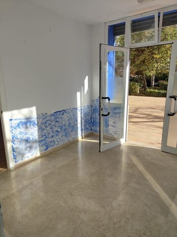 Kommersiell till salu i Centro, Estepona - 196 192 € (Ref: 9357857)