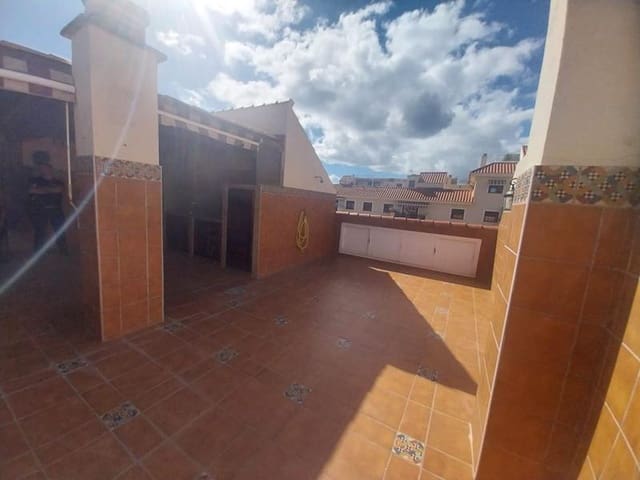 3 quarto Penthouse para venda em Centro, Estepona com piscina garagem - 456 000 € (Ref: 9371366)