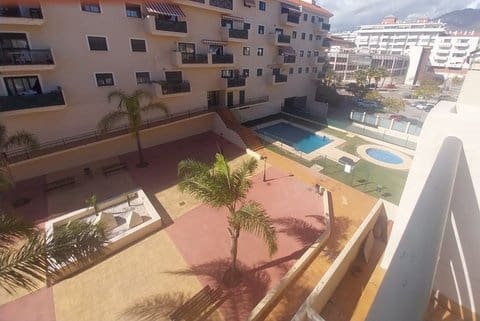 3 quarto Penthouse para venda em Estepona com piscina garagem - 456 000 € (Ref: 9371366)