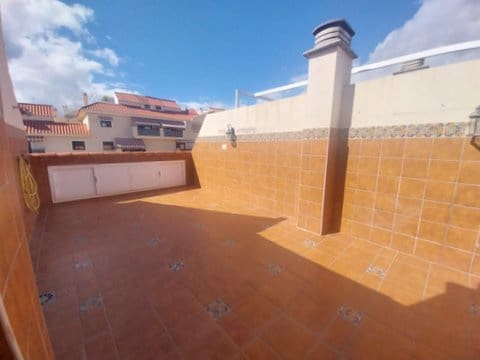 3 quarto Penthouse para venda em Estepona com piscina garagem - 456 000 € (Ref: 9371366)