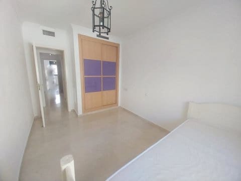 3 quarto Penthouse para venda em Estepona com piscina garagem - 456 000 € (Ref: 9371366)