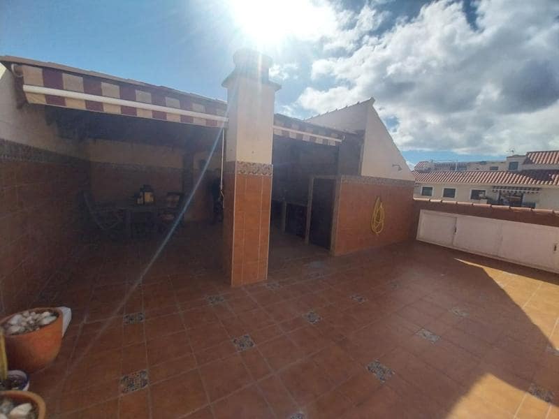 3 quarto Penthouse para venda em Estepona com piscina garagem - 456 000 € (Ref: 9371366)